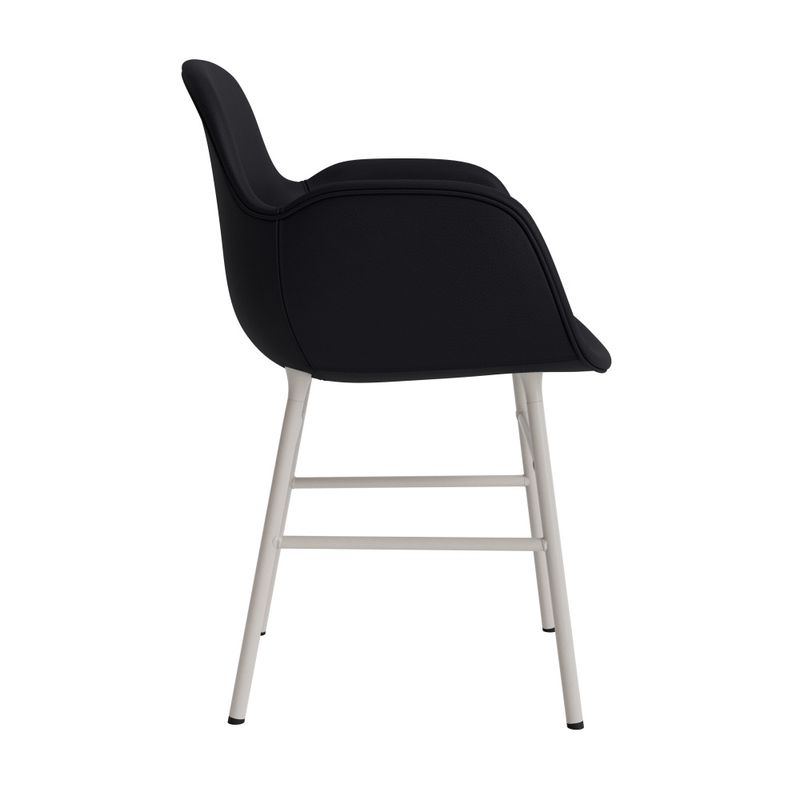 Normann Copenhagen Form Armchair Black Leather stol stålben