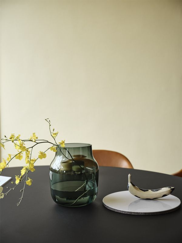 MUUTO Silent Vase Ø 20 Large, Dark Green Mørk Grønn