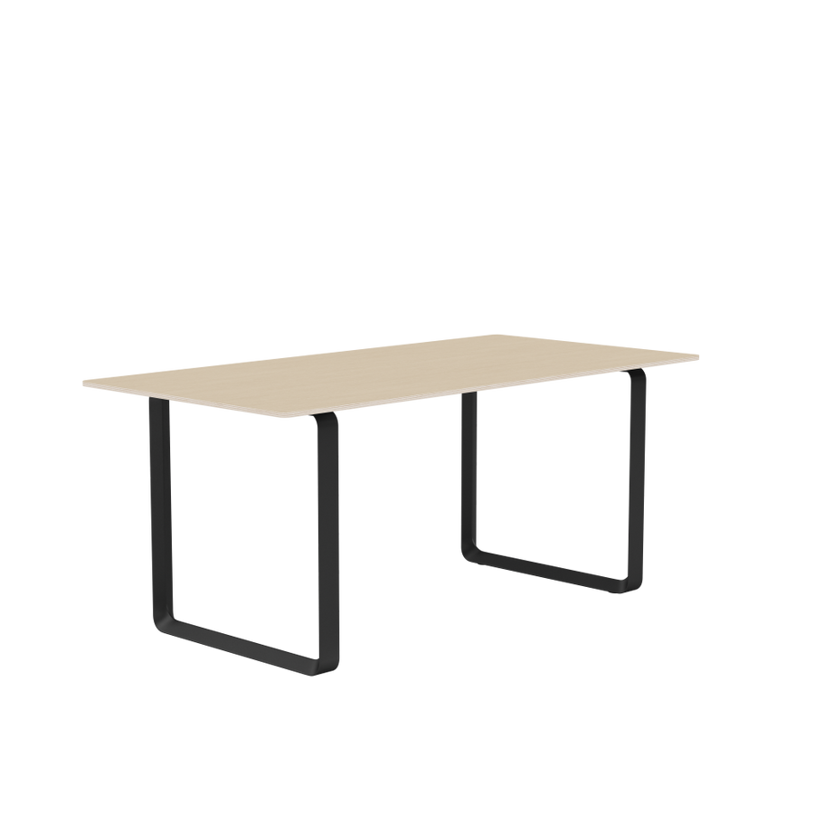 Muuto 70/70 Table 170 cm Oak Veneer Black Spisebord Eikefiner