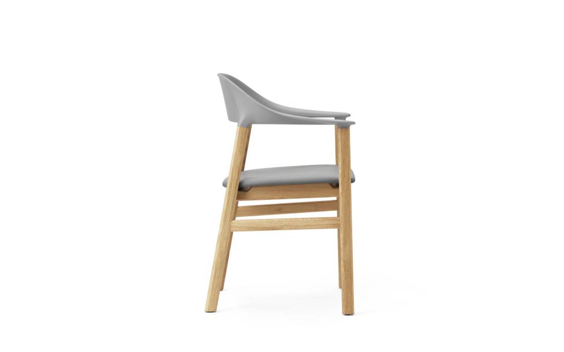 Normann Copenhagen Herit Armchair, Polstret leather Grey oak