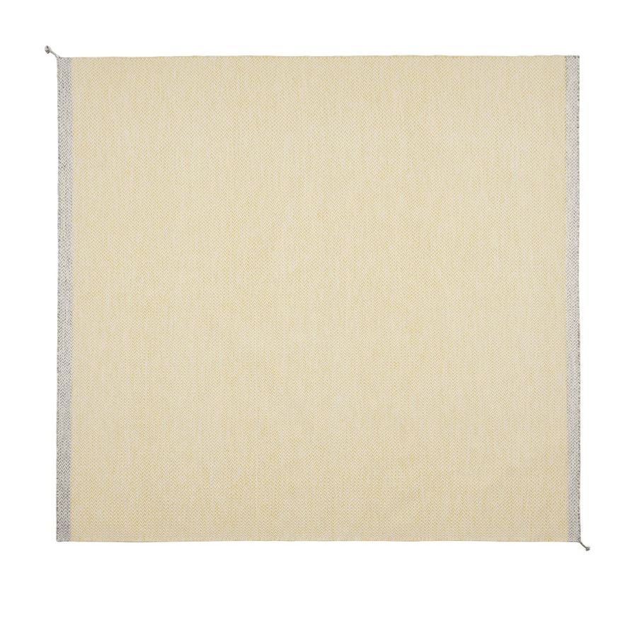 Muuto Ply Rug 280 x 280 Yellow Teppe Gul