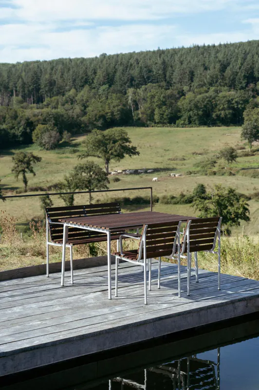HAY Traverse Dining Bench w arm Heat treated oiled ash, Ask Benk utebenk spisebenk med armlener