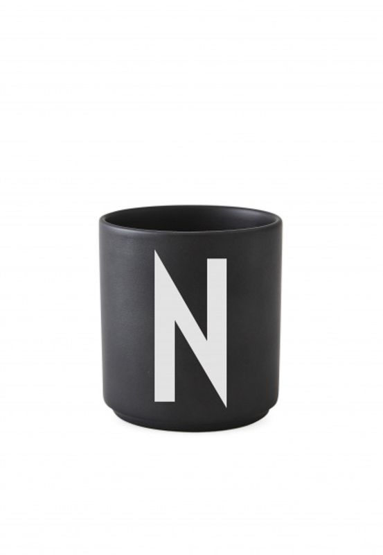 Design Letters Black Porselen Kopp A-Z