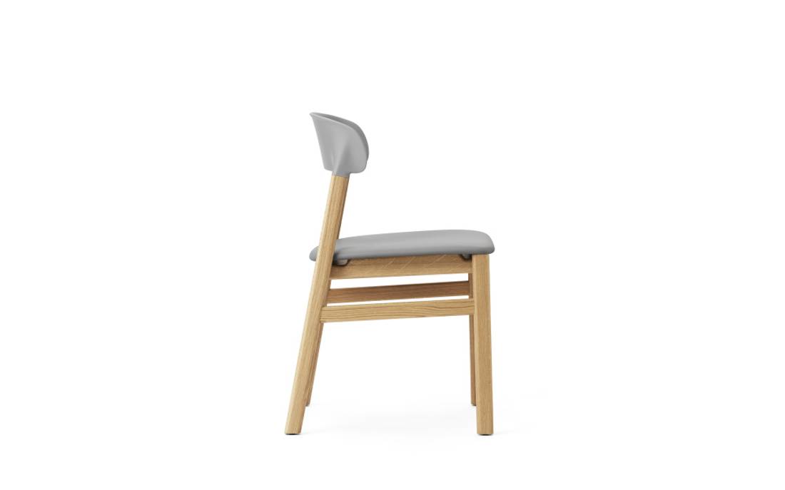 Normann Copenhagen Herit Chair, Polstret leather Grey Oak Stol